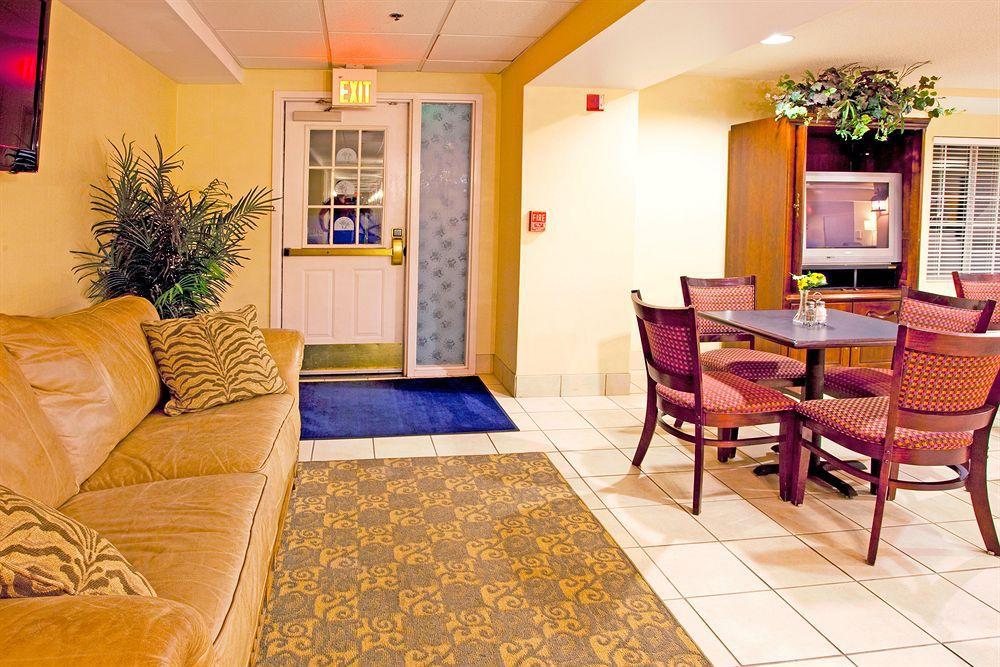 Baymont Inn & Suites Braselton Værelse billede