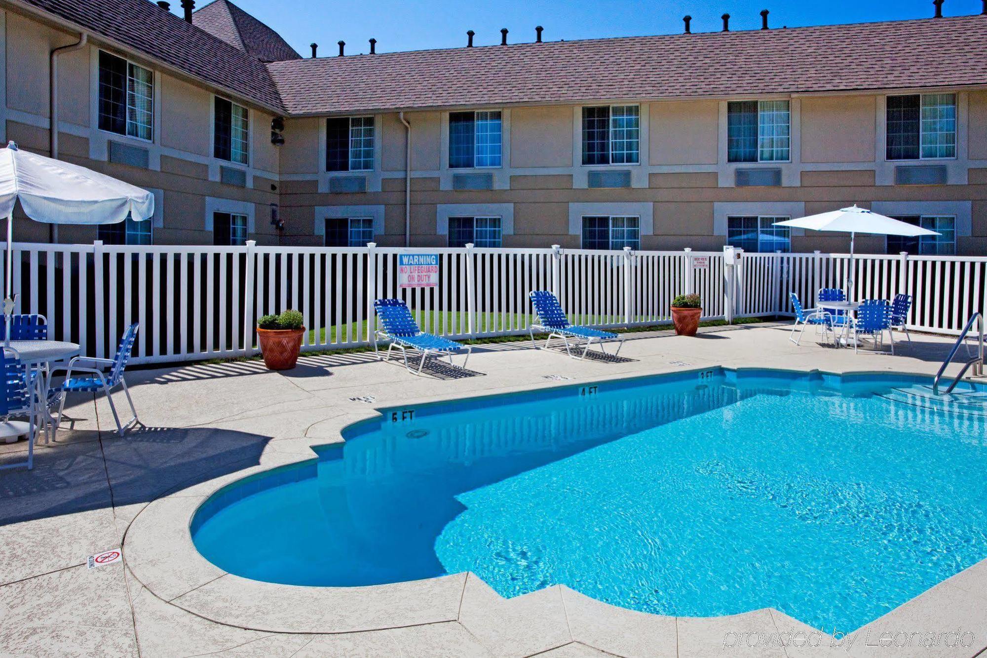 Baymont Inn & Suites Braselton Eksteriør billede
